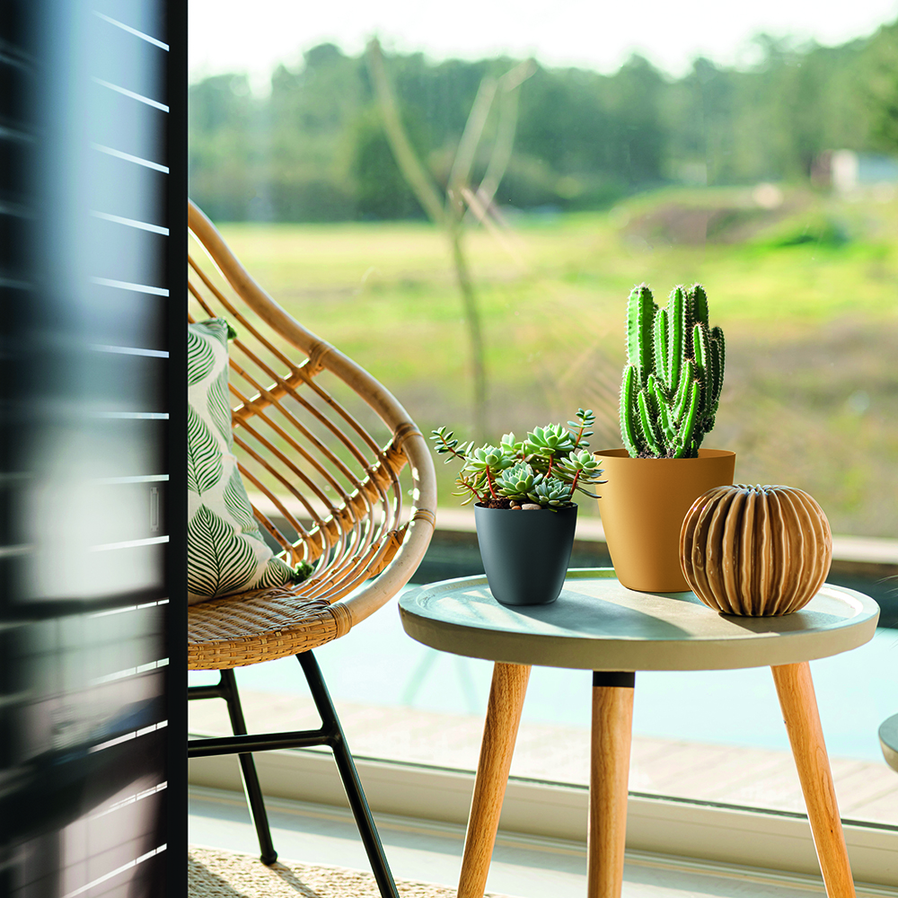 Кашпо пластиковое Mate антрацит d11,9 см h10,9 см 0,86 л