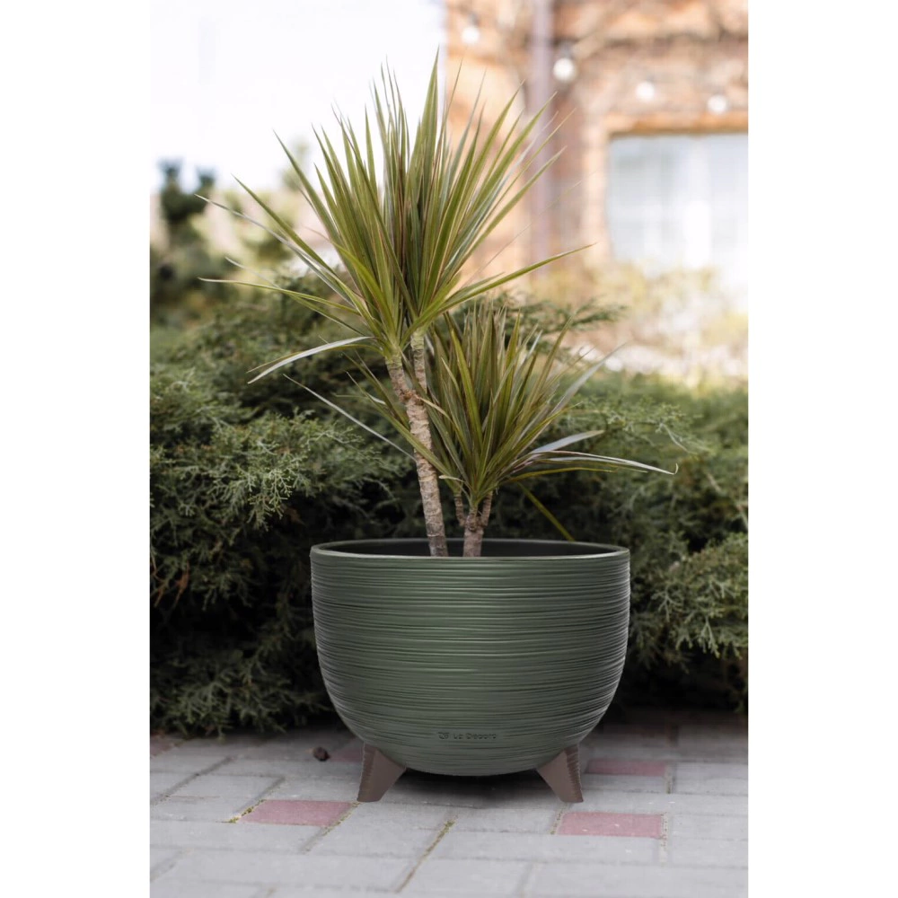 Кашпо пластиковое d32 см h24,2 см 9,8 л на ножках La Decoro теплая хвоя