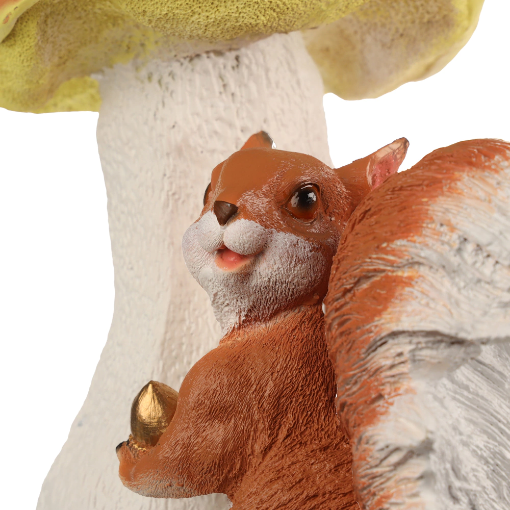 Садовая фигура Гриб-подосиновик с белкой 43х40х26 см