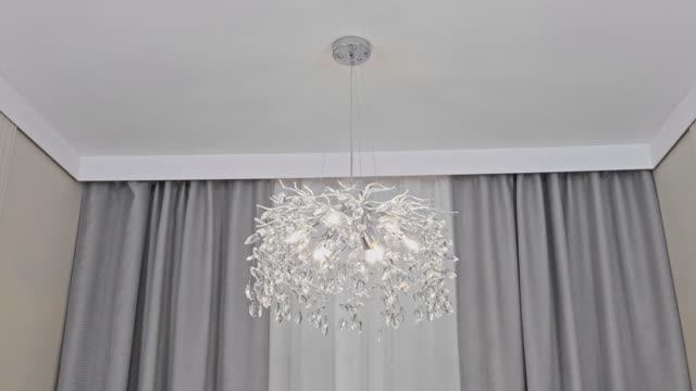 Люстра подвесная 8х40 Вт Е14 хром/прозрачный NEODECO Хельга - baucenter.ru