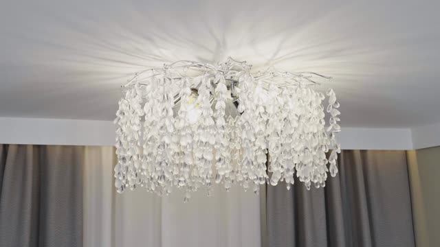 Люстра потолочная NEODECO Есина 8х40 Вт Е14 хром - baucenter.ru