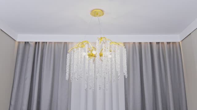 Люстра подвесная 6х40 Вт Е14 золото NEODECO Хейли - baucenter.ru